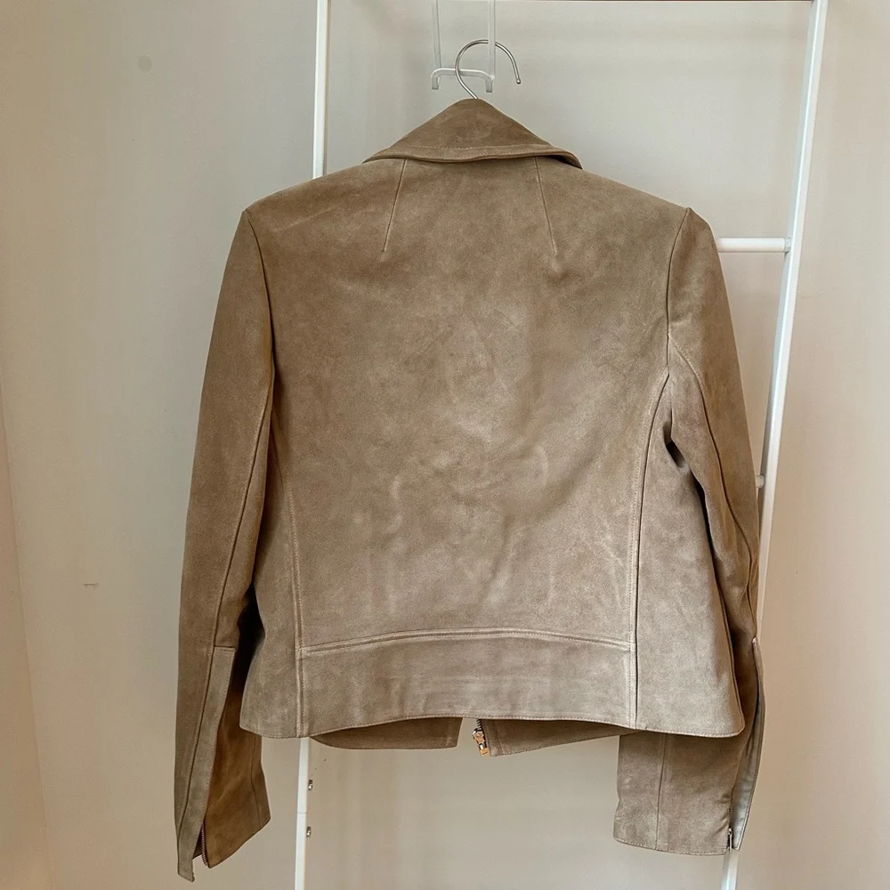 NWT Theory Suede Moto Jacket in Taupe - Picture 2 of 14